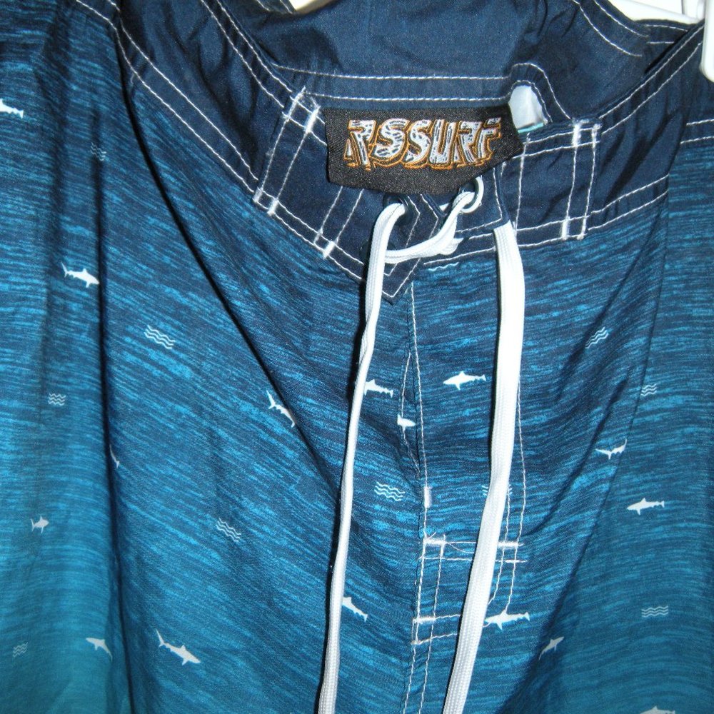 RSSURF swim trunks, size M, drawstring waist